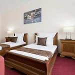Hotel Athos City Residence
