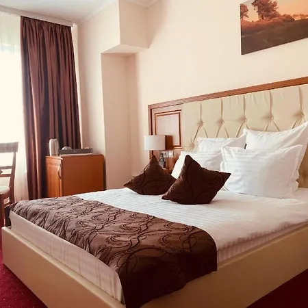 Hotel Athos 3*