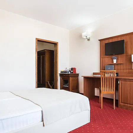 Athos Boutique 3*